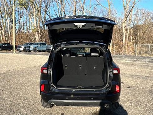 Used 2024 Ford Escape ST-Line w/ Tech Pack #1 image 29