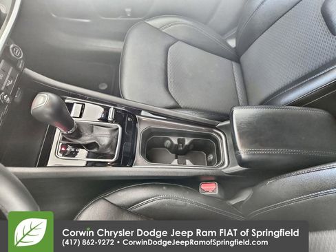 Certified 2024 Jeep Compass Latitude image 29