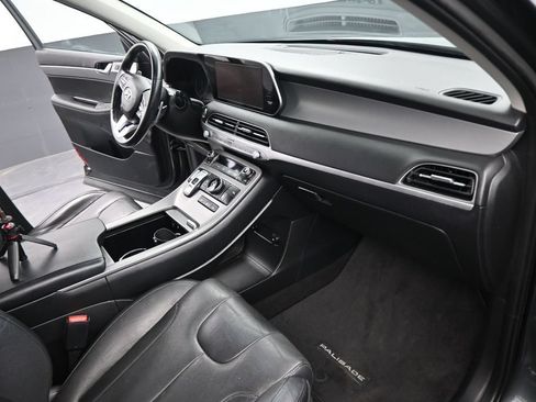 Used 2022 Hyundai Palisade SEL w/ Premium Package FWD image 19