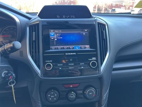 Used 2018 Subaru Impreza 2.0i Premium image 19