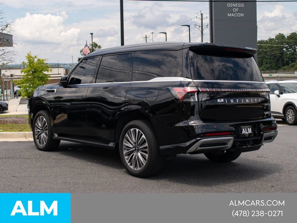 Used 2025 INFINITI QX80 Luxe AWD/4WD image 11