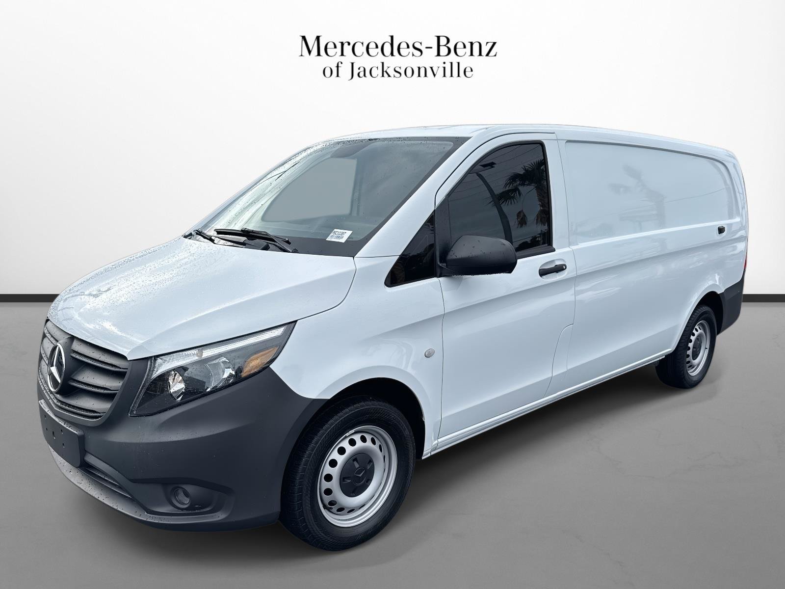 Used 2023 Mercedes-Benz Metris image 7