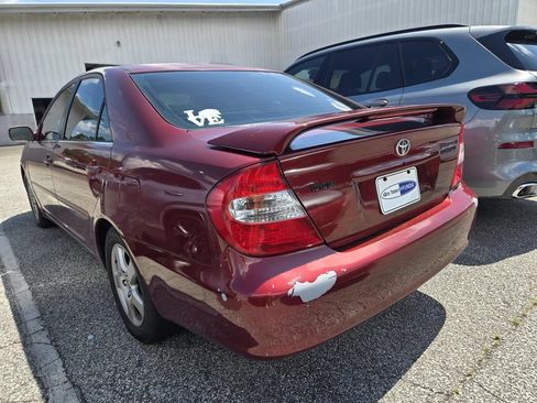 Used 2002 Toyota Camry SE w/ Pkg 2 FWD image 3