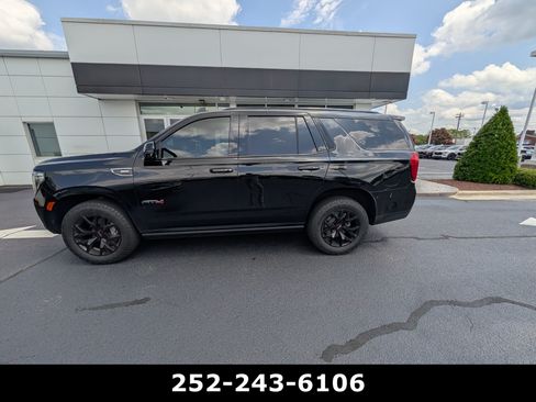 Used 2022 GMC Yukon AT4 w/ Technology Package AWD/4WD image 10