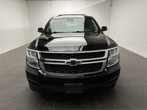 Used 2017 Chevrolet Tahoe LT image 3