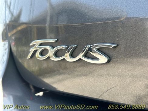 Used 2017 Ford Focus S image 34