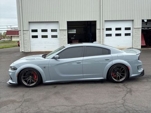 Used 2021 Dodge Charger SRT Hellcat RWD image 5