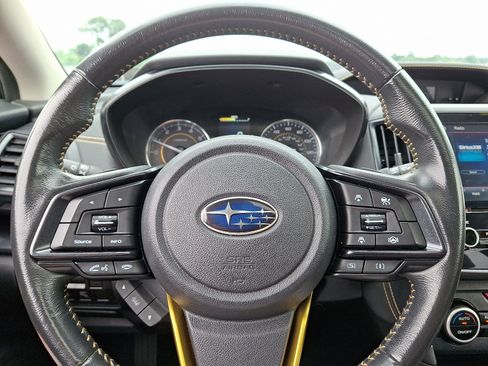 Used 2022 Subaru Crosstrek 2.5i Sport w/ Moonroof Package image 20