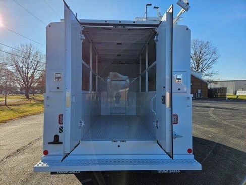 New 2024 Ford E-350 and Econoline 350 Super Duty w/ Power Windows & Locks Group image 15
