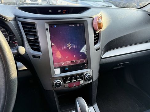 Used 2014 Subaru Outback 2.5i image 9