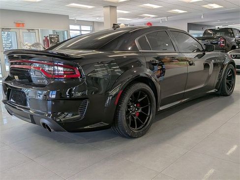 Used 2021 Dodge Charger SRT Hellcat image 7
