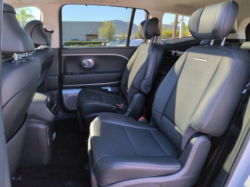 Used 2026 Hyundai Ioniq 9 Limited image 30