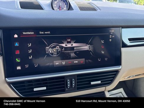 Used 2022 Porsche Cayenne Coupe image 15