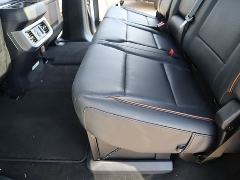 New 2026 Ford F250 Lariat w/ Black Appearance Package image 14