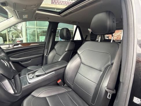 Used 2014 Mercedes-Benz ML 350 4MATIC w/ Premium 1 Package image 12