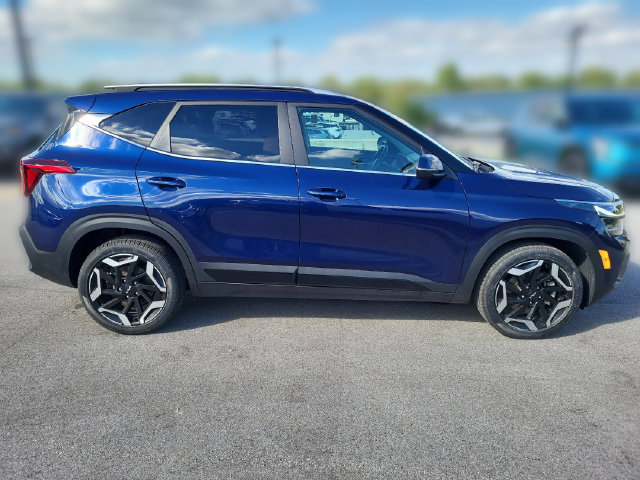 Certified 2024 Kia Seltos SX w/ SX Sunroof Package AWD/4WD image 9