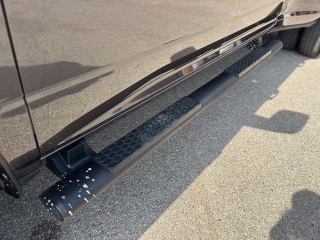 Used 2025 RAM 3500 Tradesman AWD/4WD image 12