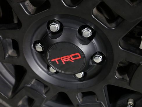 Used 2020 Toyota 4Runner TRD Off-Road Premium w/ Moonroof Package image 45