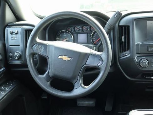 Used 2016 Chevrolet Silverado 1500 Custom w/ Custom Convenience Package AWD/4WD image 8