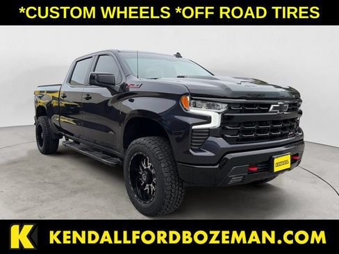 Used 2023 Chevrolet Silverado 1500 LT Trail Boss w/ Convenience Package II AWD/4WD image 3