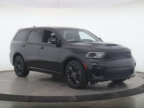 Used 2021 Dodge Durango R/T w/ Blacktop Package AWD/4WD image 2