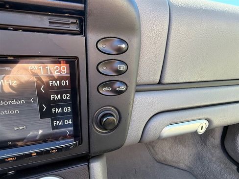 Used 2003 Porsche Boxster S image 22