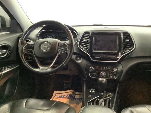 Used 2019 Jeep Cherokee Limited AWD/4WD image 36