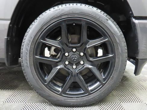 Used 2023 RAM 1500 Laramie AWD/4WD image 10