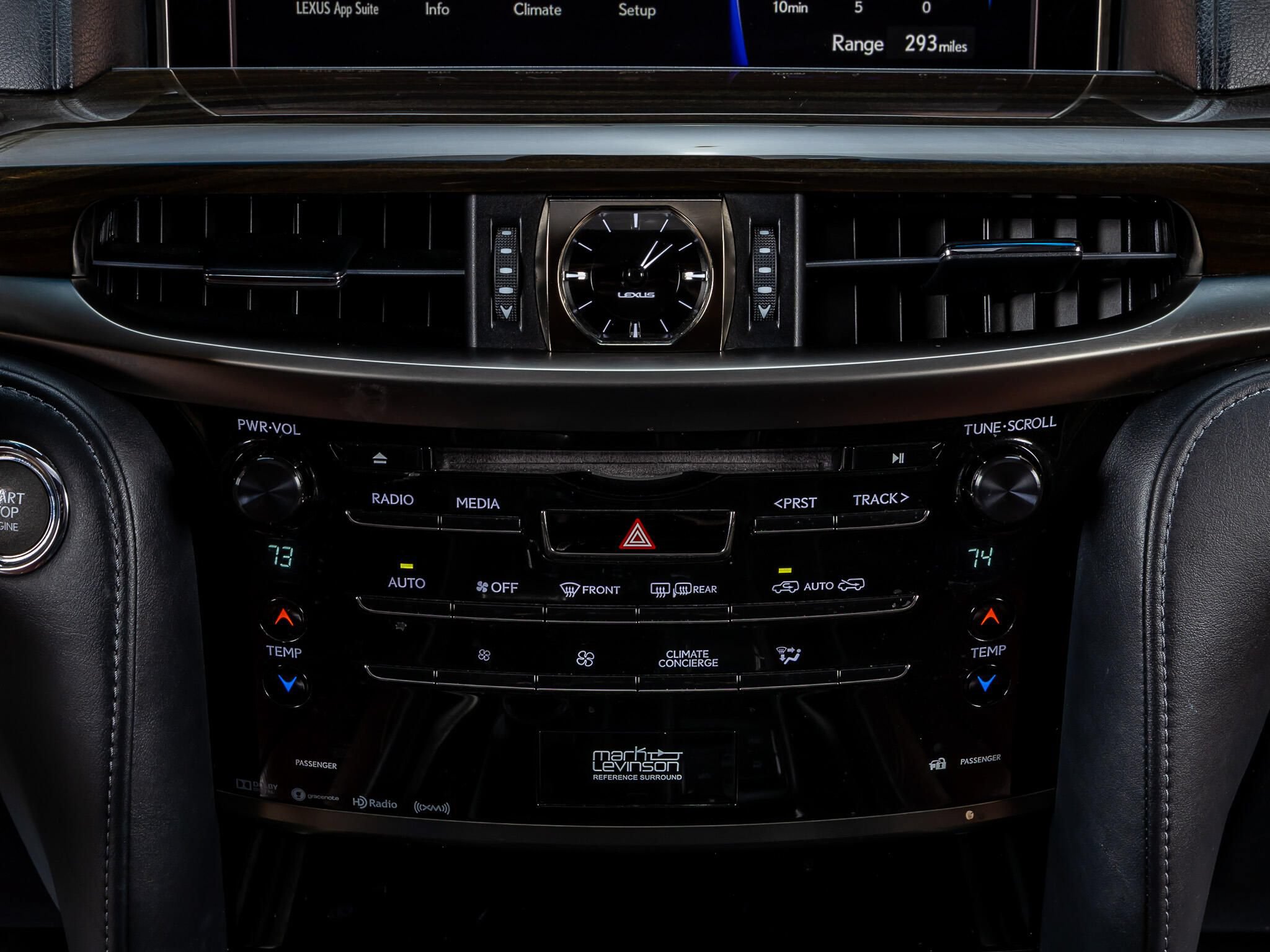 Used 2017 Lexus LX 570 4WD image 23