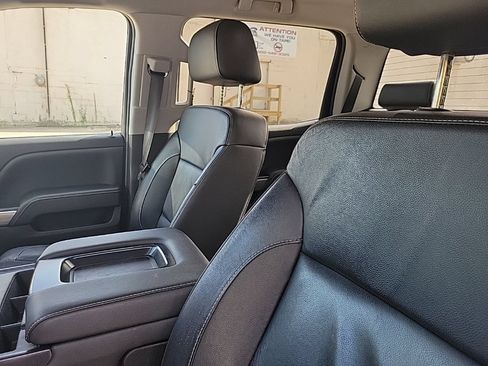 Used 2018 Chevrolet Silverado 1500 LT w/ All Star Edition AWD/4WD image 36