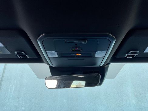 Used 2025 Toyota Tacoma TRD Off-Road image 14