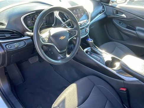 Used 2019 Chevrolet Volt LT image 10