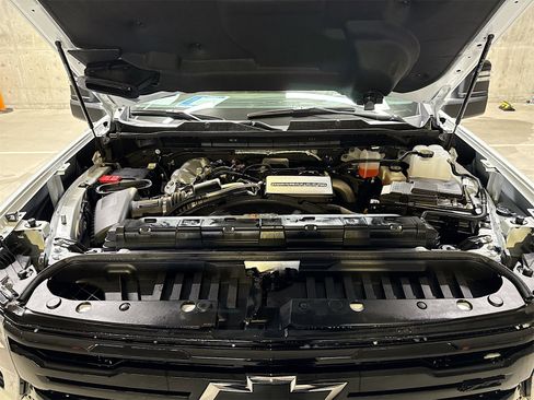 Used 2025 Chevrolet Silverado 2500 LTZ w/ Trail Boss Package image 32