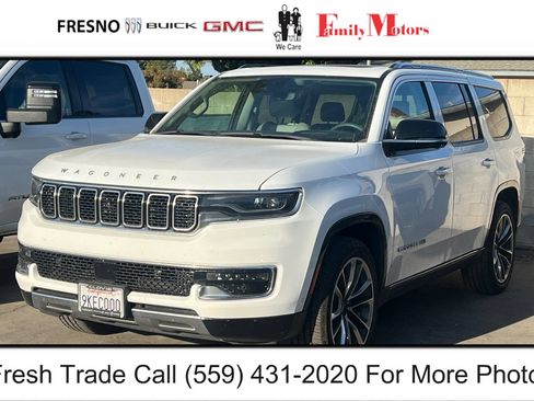 Used 2023 Jeep Wagoneer Series III w/ Premium Group I AWD/4WD image 1