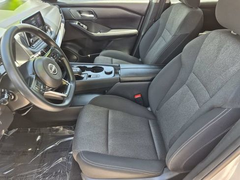 Certified 2024 Nissan Rogue SV AWD/4WD image 19