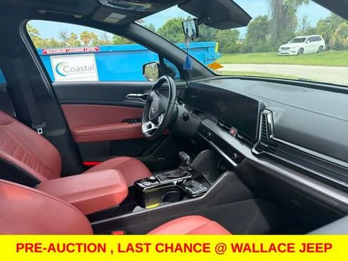 Used 2023 Kia Sportage SX FWD image 6