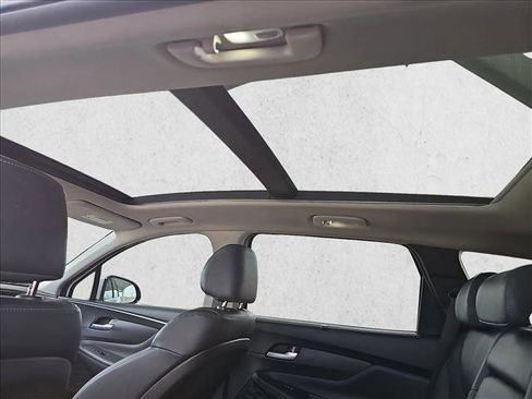 Used 2023 Hyundai Santa Fe SEL w/ Premium Package image 26