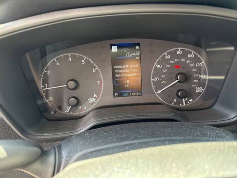 Used 2025 Toyota Corolla Cross LE image 14