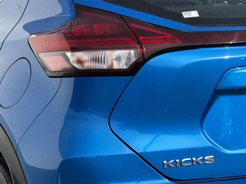 Used 2024 Nissan Kicks SR image 25