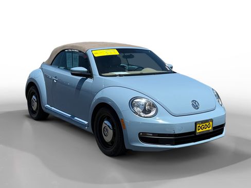 Used 2013 Volkswagen Beetle 2.5 FWD image 7