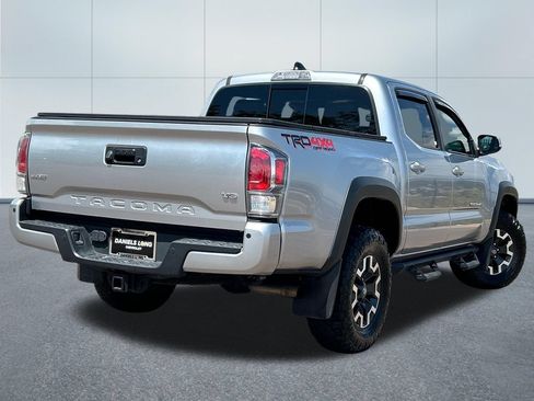 Used 2023 Toyota Tacoma TRD Off-Road w/ Technology Package AWD/4WD image 2