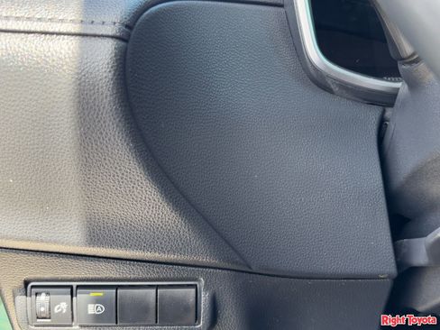 Certified 2023 Toyota Corolla Cross XLE w/ Convenience Package FWD image 30