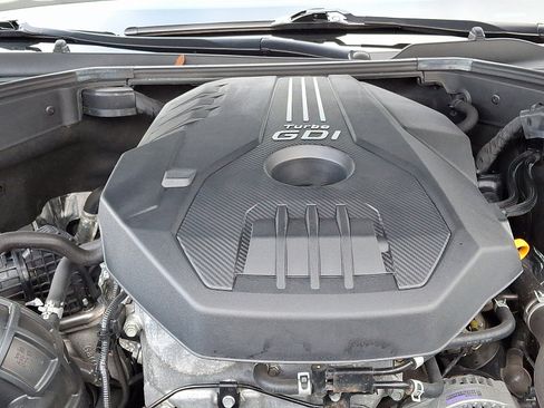 Certified 2023 Genesis G70 2.0T w/ Sport Prestige Package image 29