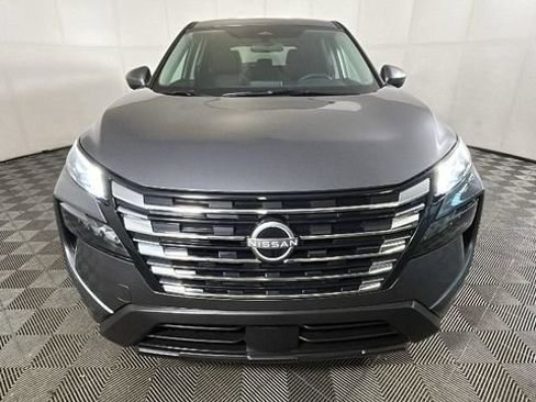 Certified 2026 Nissan Rogue SV AWD/4WD image 7