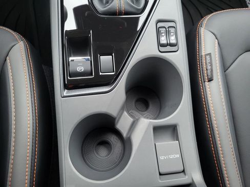 Certified 2025 Subaru Crosstrek 2.5i Limited w/ Crosstrek Mirror Package image 27