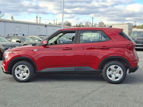 Used 2020 Hyundai Venue SE image 7