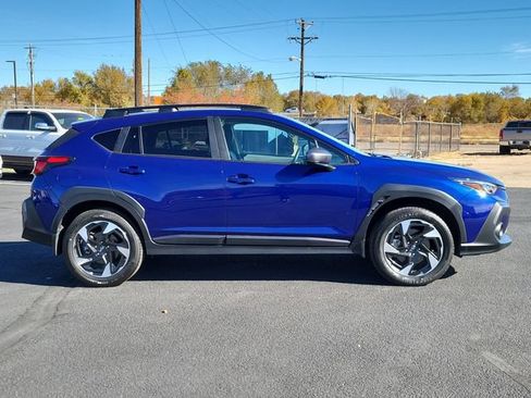 Used 2024 Subaru Crosstrek 2.5i Limited AWD/4WD image 2