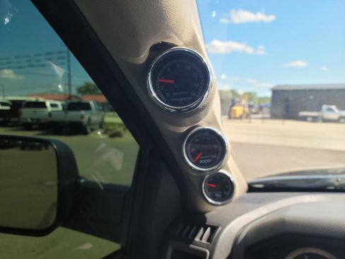 Used 2016 RAM 2500 Tradesman w/ Chrome Appearance Group AWD/4WD image 13