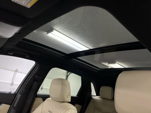 Used 2018 Cadillac XT5 Premium Luxury image 73