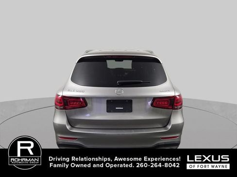 Used 2021 Mercedes-Benz GLC 300 4MATIC image 8